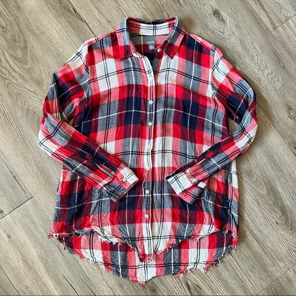 🔥SALE- Any 4/$20   Aerie Destructed Flannel Shirt​ - Picture 1 of 4